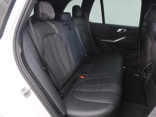 ＢＭＷ Ｘ５ ｘＤｒｉｖｅ ３５ｄ Ｍスポーツ 2.6万Km 559.8万円 2021年式[372]の中古車詳細(愛知県)