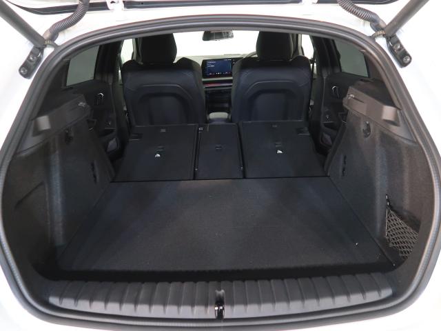 ＢＭＷ １シリーズ １２０ Ｍスポーツ 0.6万Km 379.8万円 2024年式[083]の中古車詳細(愛知県)