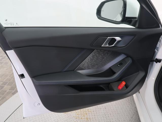 ＢＭＷ １シリーズ １２０ Ｍスポーツ 0.6万Km 379.8万円 2024年式[083]の中古車詳細(愛知県)