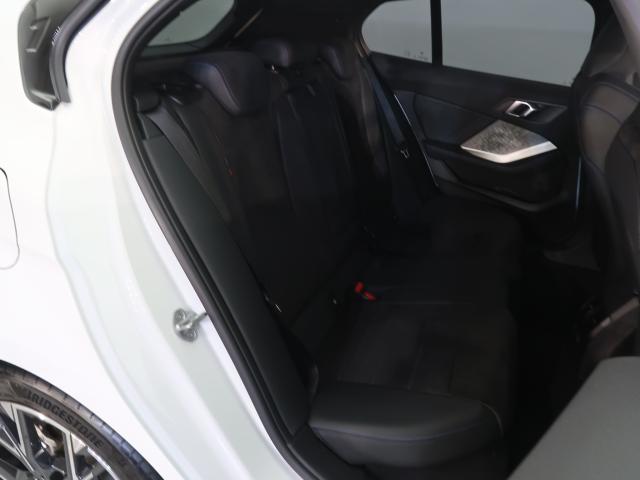 ＢＭＷ １シリーズ １２０ Ｍスポーツ 0.6万Km 379.8万円 2024年式[083]の中古車詳細(愛知県)