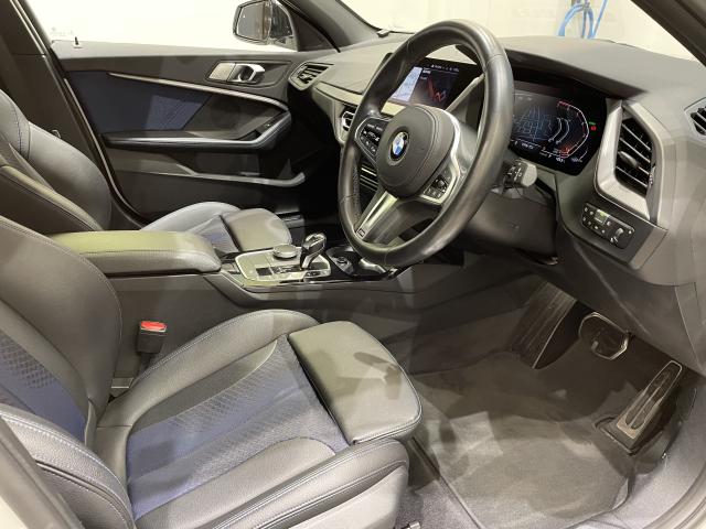 ＢＭＷ １シリーズ １１８ｉ Ｍスポーツ 3.2万Km 240.0万円 2020年式[590]の中古車詳細(愛知県)