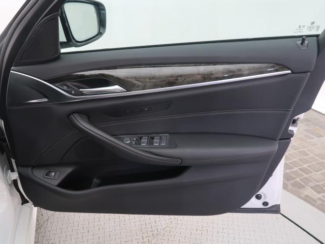 ＢＭＷ ５シリーズ ５２３ｉ Ｍスポーツ 1.5万Km 429.8万円 2021年式[132]の中古車詳細(愛知県)