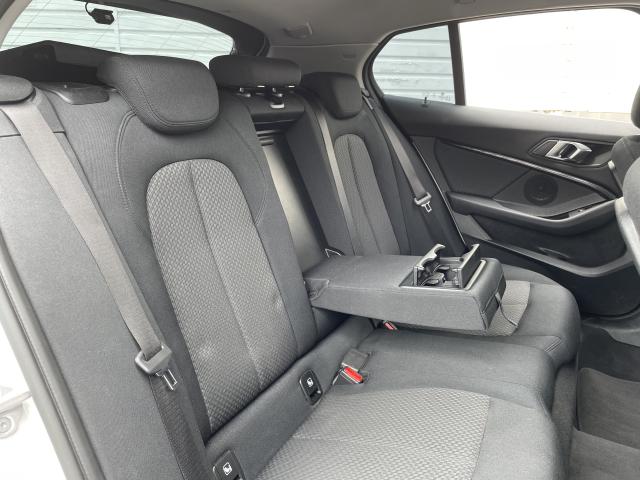 ＢＭＷ １シリーズ １１８ｉ プレイ 2.4万Km 226.0万円 2022年式[717]の中古車詳細(愛知県)