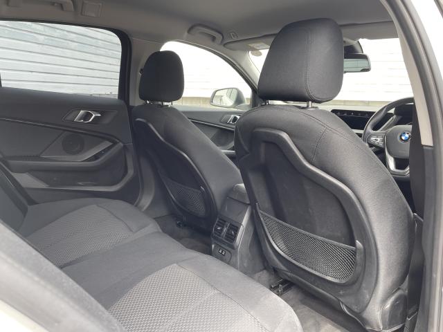 ＢＭＷ １シリーズ １１８ｉ プレイ 2.4万Km 226.0万円 2022年式[717]の中古車詳細(愛知県)