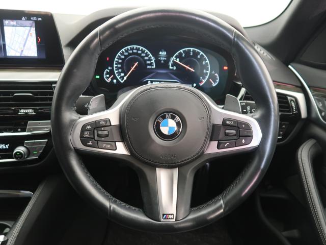 ＢＭＷ ５シリーズ ５３０ｉツーリング Ｍスポーツ 1.9万Km 349.8万円 2019年式[225]の中古車詳細(愛知県)