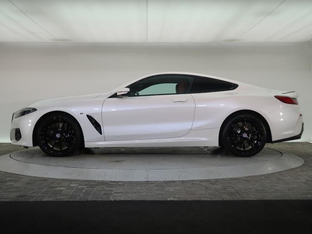 ＢＭＷ ８シリーズ ８４０ｉ クーペ エクスクルーシブ Ｍスポーツ 1.5万Km 819.8万円 2022年式[239]の中古車詳細(愛知県)