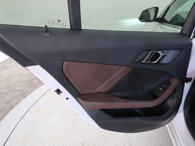 ＢＭＷ １シリーズ １１８ｉ ファッショニスタ 1.7万Km 304.8万円 2024年式[408]の中古車詳細(愛知県)