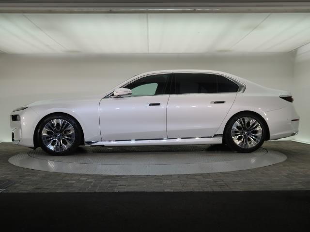 ＢＭＷ ７シリーズ ７４０ｉ エクセレンス ザ・ファースト・エディション 4.9万Km 834.8万円 2022年式[507]の中古車詳細(愛知県)