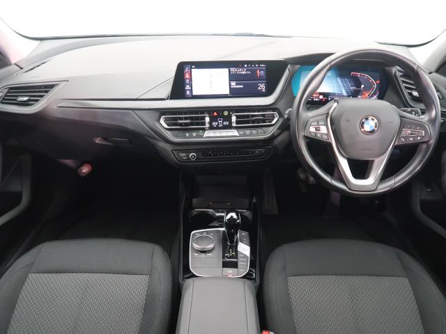 ＢＭＷ １シリーズ １１８ｉ プレイ 1.8万Km 219.8万円 2022年式[556]の中古車詳細(愛知県)