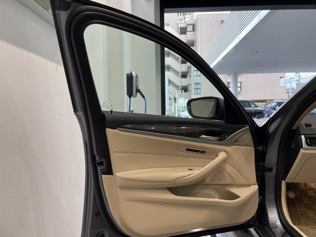 ＢＭＷ ５シリーズ ５２３ｄツーリング ラグジュアリー 4万Km 250.0万円 2018年式[453]の中古車詳細(愛知県)