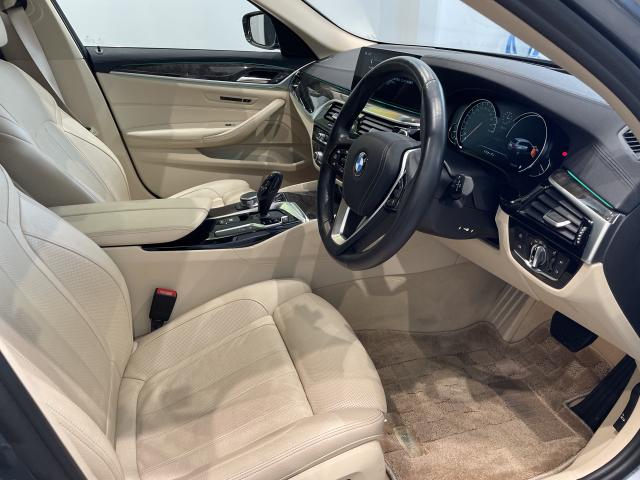 ＢＭＷ ５シリーズ ５２３ｄツーリング ラグジュアリー 4万Km 250.0万円 2018年式[453]の中古車詳細(愛知県)