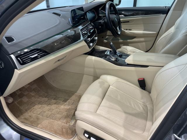 ＢＭＷ ５シリーズ ５２３ｄツーリング ラグジュアリー 4万Km 250.0万円 2018年式[453]の中古車詳細(愛知県)