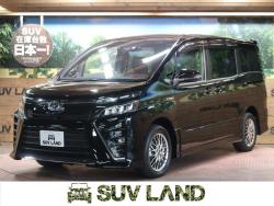 ヴォクシー ハイブリッドZSの中古車画像