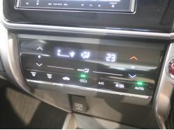 グレイス ハイブリッドｌｘ ホンダ ７at のカタログ詳細情報 新車 中古車の ネクステージ