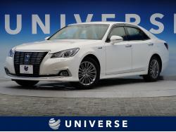 クラウンハイブリッド ロイヤルサルーンGの中古車画像