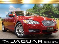 XF 3.0ラグジュアリーの中古車画像