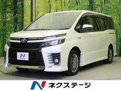 ヴォクシー ハイブリッドZSの中古車画像