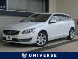 V60 T4 ラグジュアリーエディションの中古車画像
