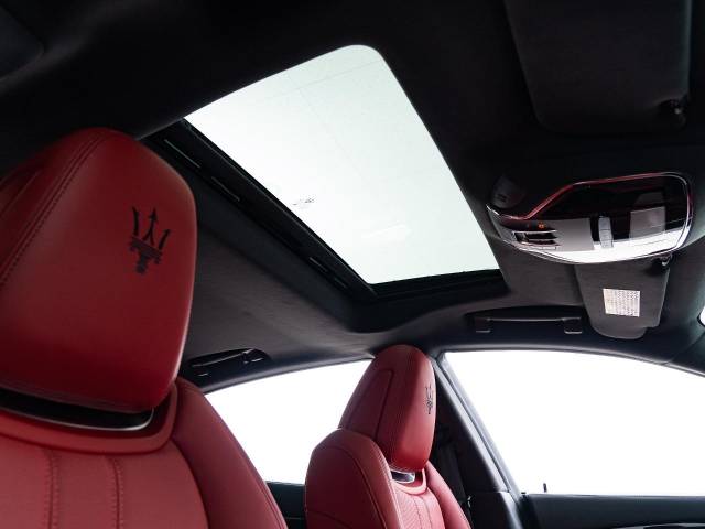 マセラティ クアトロポルテ ＧＴ Ｓ グランスポーツ 200Km 1,799.9万円(愛知県)[172]の中古車詳細