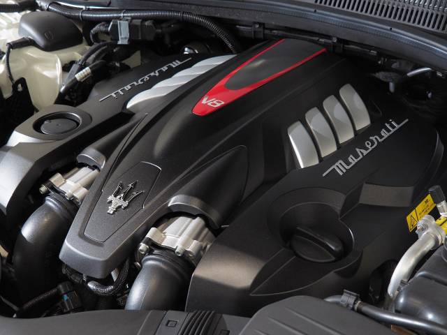 マセラティ クアトロポルテ ＧＴ Ｓ グランスポーツ 200Km 1,799.9万円(愛知県)[172]の中古車詳細