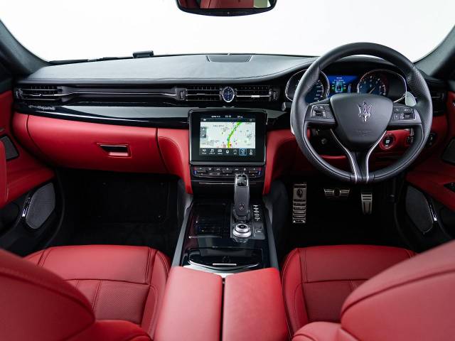 マセラティ クアトロポルテ ＧＴ Ｓ グランスポーツ 200Km 1,799.9万円(愛知県)[172]の中古車詳細