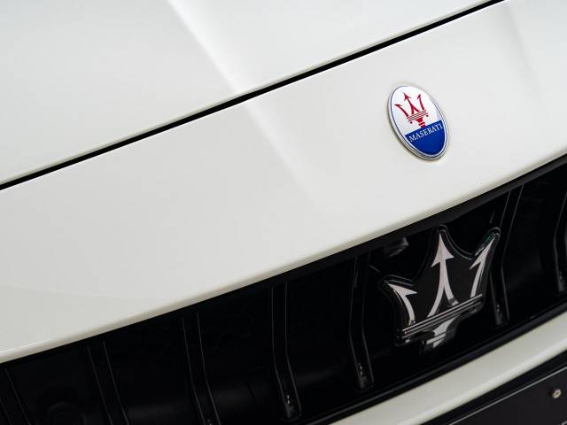 マセラティ クアトロポルテ ＧＴ Ｓ グランスポーツ 200Km 1,799.9万円(愛知県)[172]の中古車詳細