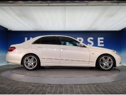 Eクラス E250 CGIブルーエフィシェンシー アバンギャルド 125!エディションの画像4