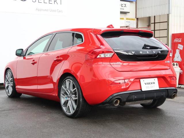 ボルボ ｖ４０ ｄ４ ｒデザイン チューンド バイ ポールスター 2 56万km 2 859 000円 187 神奈川県のボルボ カーズ 小田原