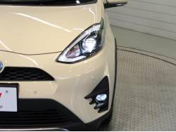 アクア 特別 限定 クロスオーバー グラム トヨタ Cvt 無段変速車 のカタログ詳細情報 新車 中古車の ネクステージ