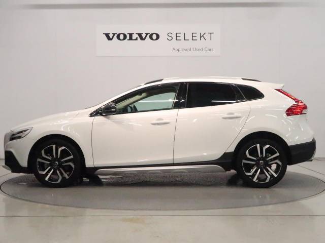 ボルボ ｖ４０ クロスカントリー ｔ５ ａｗｄ サマム 2 43万km 2 499 000円 591 富山県のボルボ カー 富山