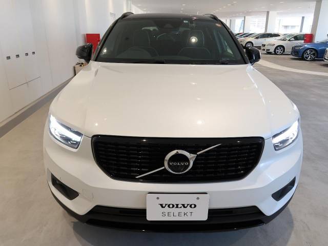 ボルボ ｘｃ４０ ｂ４ ａｗｄ ｒデザイン 29km 4 999 000円 610 福岡県のボルボ カー 福岡東