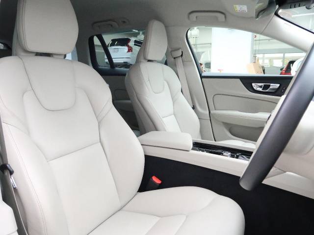 ボルボ ｖ６０ ｔ５ モメンタム 1 55万km 3 599 000円 066 大分県のボルボ カー 大分