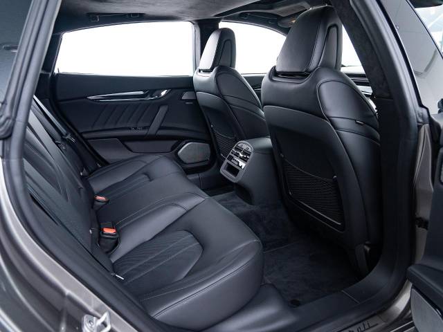 マセラティ クアトロポルテ モデナ 0.3万Km 1,164.3万円 2021年式[422]の中古車詳細(愛知県)