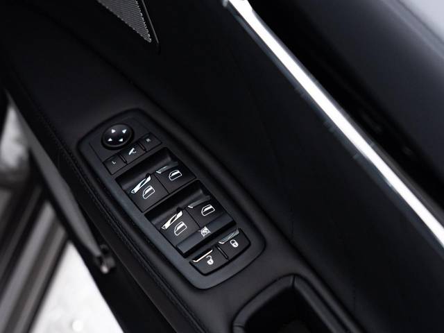 マセラティ クアトロポルテ モデナ 0.3万Km 1,164.3万円 2021年式[422]の中古車詳細(愛知県)