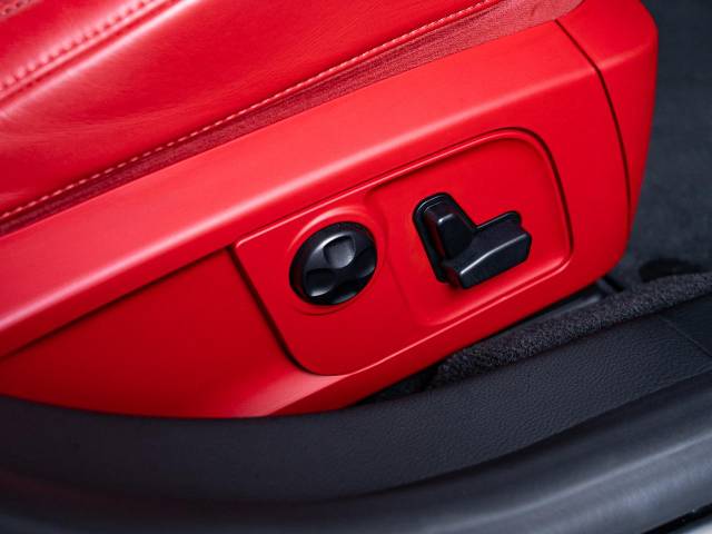 マセラティ クアトロポルテ Ｓ グランスポーツ 2.2万Km 749.9万円(愛知県)[943]の中古車詳細