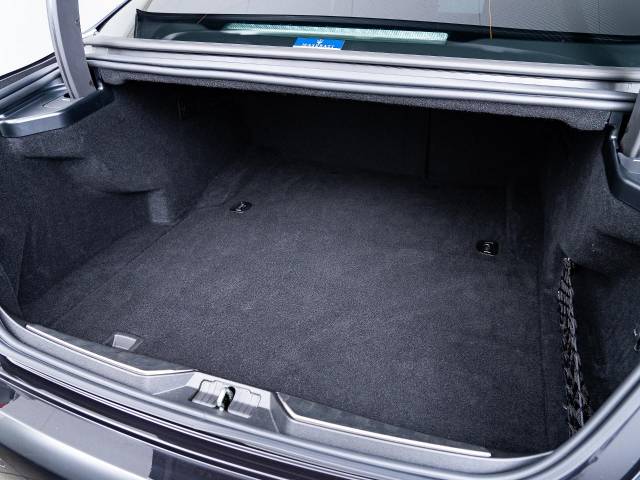 マセラティ クアトロポルテ Ｓ グランスポーツ 2.2万Km 749.9万円(愛知県)[943]の中古車詳細