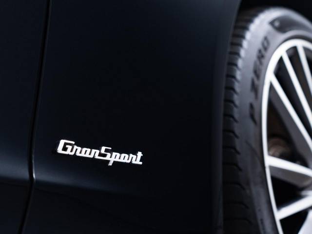 マセラティ クアトロポルテ Ｓ グランスポーツ 2.2万Km 749.9万円(愛知県)[943]の中古車詳細