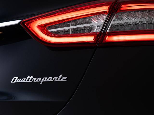 マセラティ クアトロポルテ Ｓ グランスポーツ 2.2万Km 749.9万円(愛知県)[943]の中古車詳細