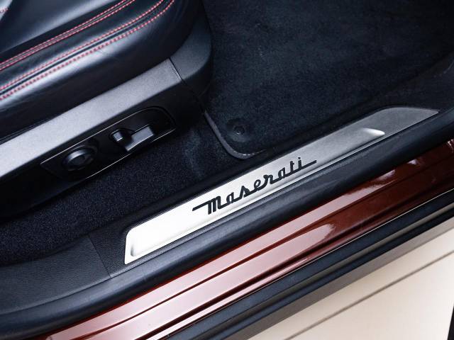 マセラティ レヴァンテ Ｓグランルッソ 3.8万Km 599.1万円(東京都)[111]の中古車詳細