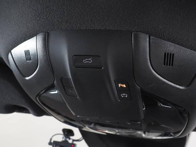 マセラティ レヴァンテ Ｓグランルッソ 3.8万Km 599.1万円(東京都)[111]の中古車詳細