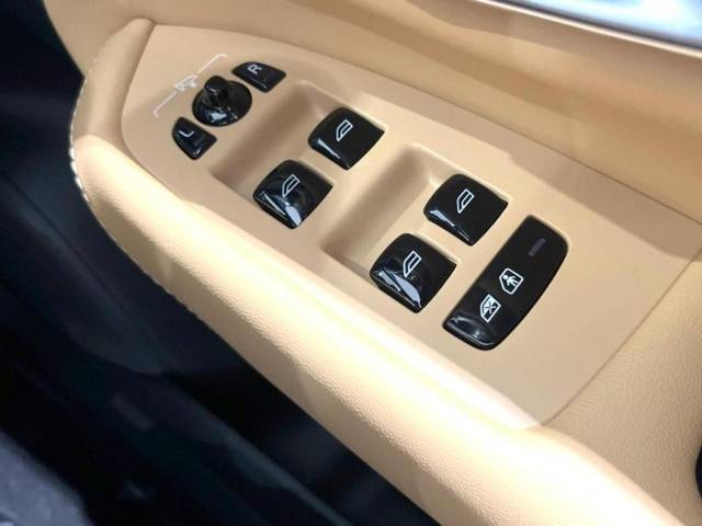 ボルボ ＸＣ９０ アルティメット Ｂ６ ＡＷＤ 52Km 729.9万円(福井県)[493]の中古車詳細