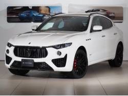 レヴァンテ Sグランスポーツの中古車画像