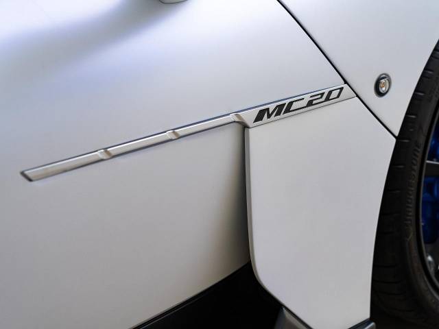 マセラティ ＭＣ２０ ベースグレード 0.3万Km 2,499.9万円 2022年式[315]の中古車詳細(宮城県)