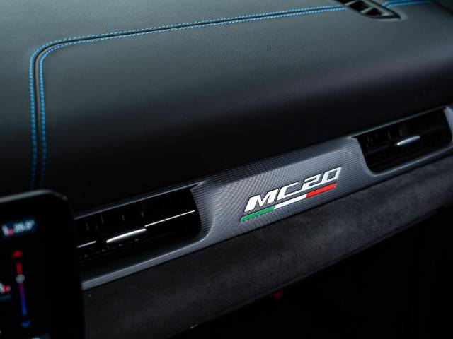 マセラティ ＭＣ２０ ベースグレード 0.3万Km 2,499.9万円 2022年式[315]の中古車詳細(宮城県)