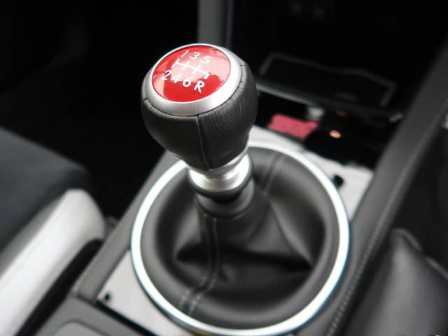 スバル ＷＲＸ ＳＴＩ ＥＪ２０ ファイナルエディション フルパッケージ 0.7万Km 729.9万円(大阪府)[642]の中古車詳細