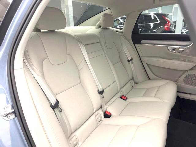 ボルボ Ｓ９０ Ｔ５ モメンタム 0.3万Km (大阪府)[453]の中古車詳細