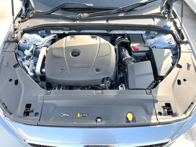 ボルボ Ｓ９０ Ｔ５ モメンタム 0.3万Km (大阪府)[453]の中古車詳細