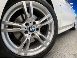 ３シリーズ ３２８ｉツーリング Ｍスポーツの中古車画像