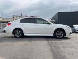 レガシィＢ４ ２．５ｉ Ｂスポーツの中古車画像