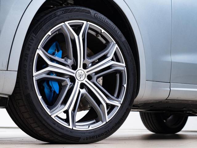 マセラティ レヴァンテ ＧＴハイブリッド 0.7万Km 799.3万円(東京都)[614]の中古車詳細